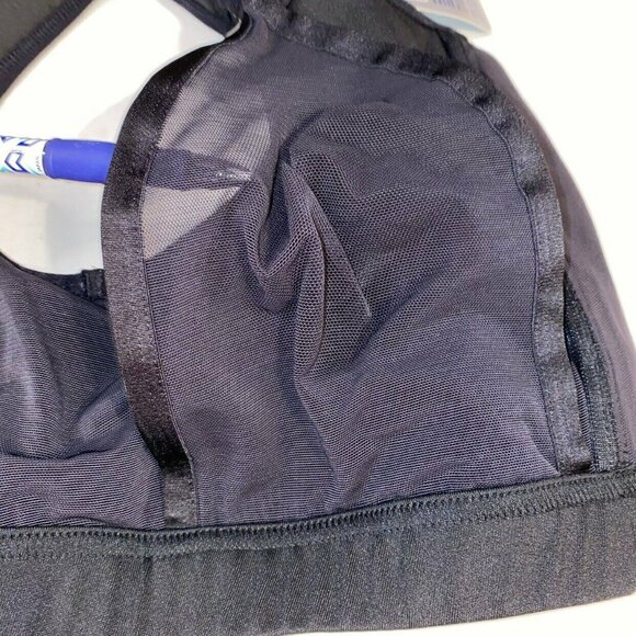 Asics Sports Bra Womens 34C Black Lock Front Zip Athletic Bra NWT WU0902-90 - Picture 7 of 10